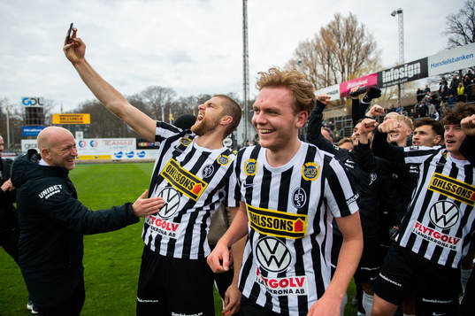 Landskronas Erik Hedenquist jublar