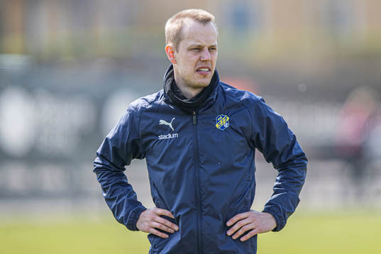 Eskilsminnes tränare André Petersson