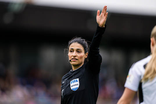 Sarah Fatemeh Zangeneh, referee