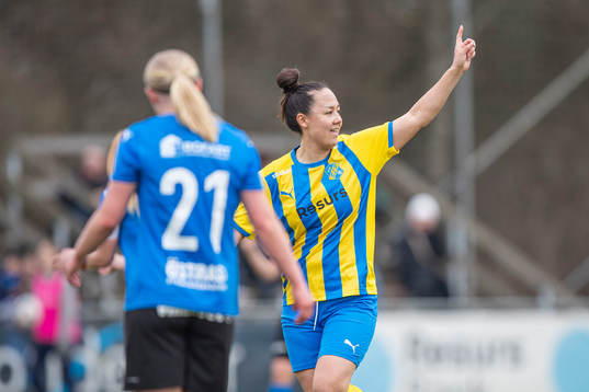 Eskilsminnes Isabel Maria Aguilar jublar