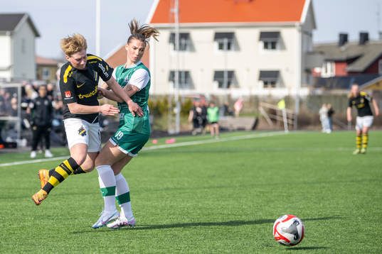 AIKs Monica Hagström och Alingsås Ebba Ranieli