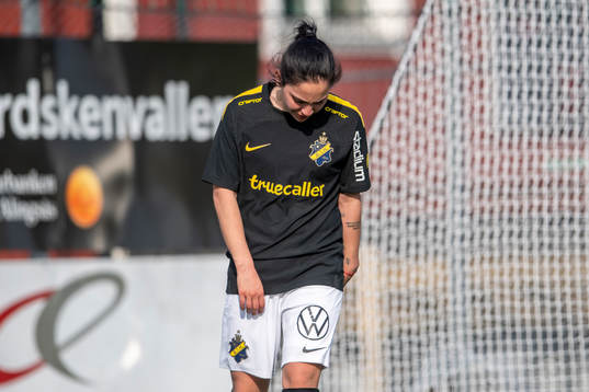AIKs Michelle Rojas Flores deppar