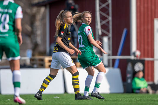AIKs Moa Sjöström och Alingsås Moa Jarl