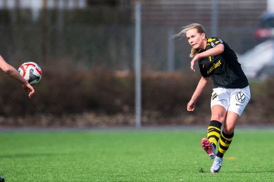 e230415 AIKs Olivia Lindstedt