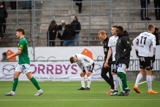 Örebros Samuel Dahl deppar