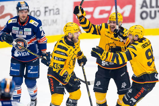 Växjös Keegan Lowe deppar när Skellefteås Oscar
