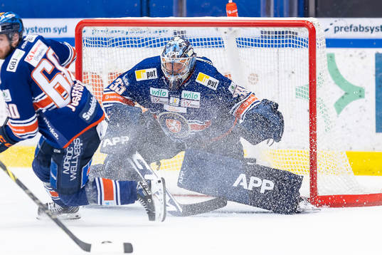 Växjös målvakt Emil Larmi