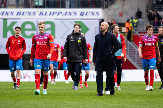 Helsingborgs tränare Mattias Lindström deppar