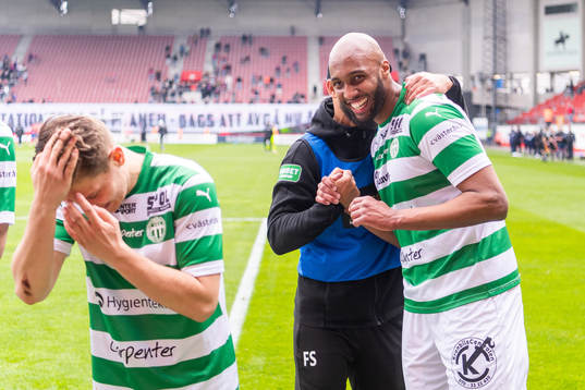 Västerås SKs Jabir Abdihakim Ali jublar
