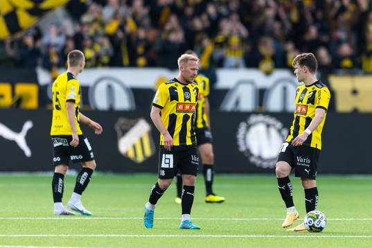 Häckens Mikkel Rygaard Jensen och Lars Olden Larsen deppar