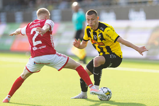 Kalmars Axel Lindahl och Häckens Kristoffer Lund Hansen