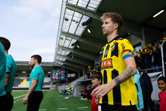 Häckens Samuel Gustafson innan fotbollsmatchen i