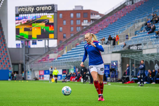 Karina Sævik of Vålerenga