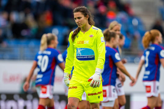 Goalkeeper Kelsey Renee Daugherty of Avaldsnes looks