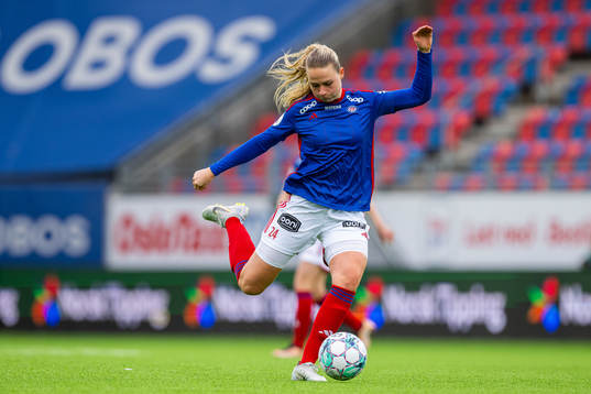 Laura Guldbjerg Pedersen of Vålerenga