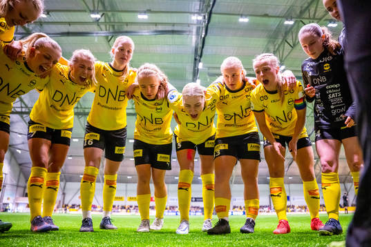 Mimmi Löfwenius Veum, Katrine Winnem Jørgensen, Camilla