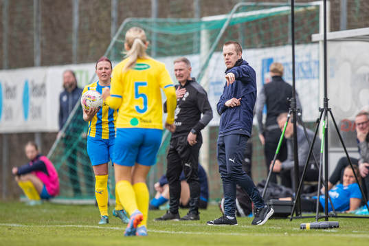 Eskilsminnes tränare André Petersson