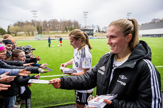 Cesilie Andreassen and Emilie Nautnes of Rosenborg