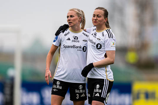 Mali Lilleås Næss and Kristine Minde of Rosenborg