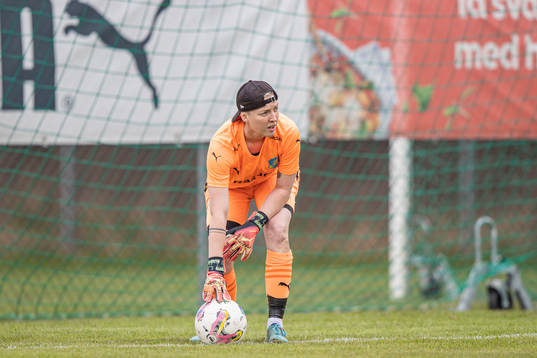 Eskilsminnes målvakt Sacha Micha