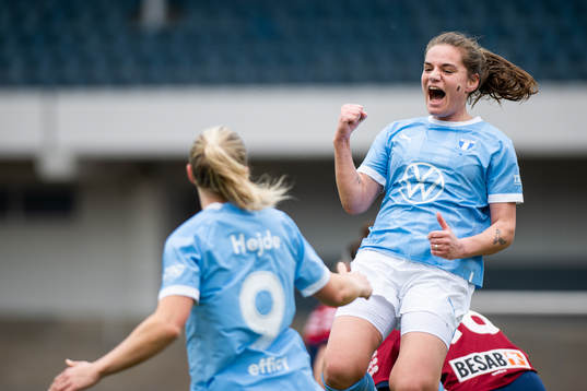 Malmö FFs Sarah Mellouk jublar
