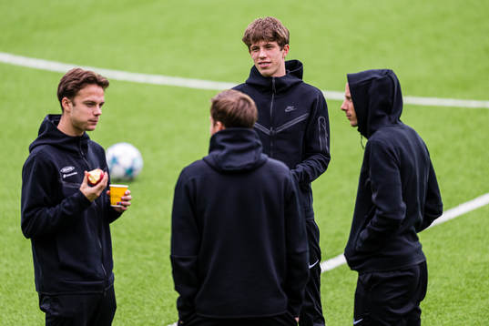Niklas Jensen Wassberg of Brann arrives