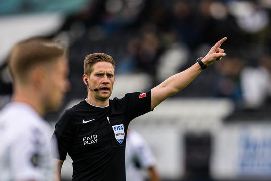 Espen Andreas Eskås, referee