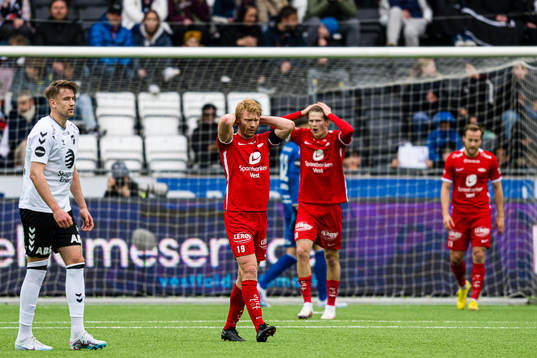 Sivert Heltne Nilsen of Brann reacts