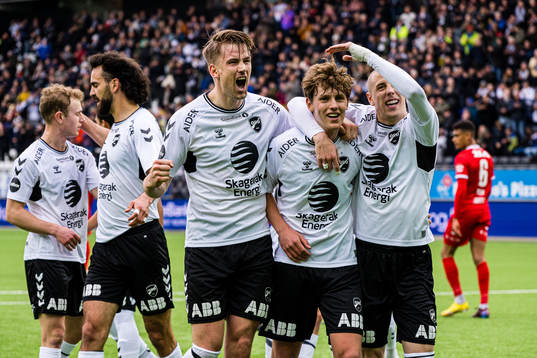 Filip Jørgensen of Odd celebrates