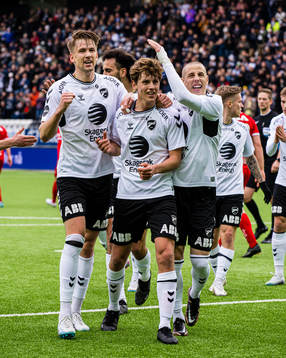 Filip Jørgensen of Odd celebrates