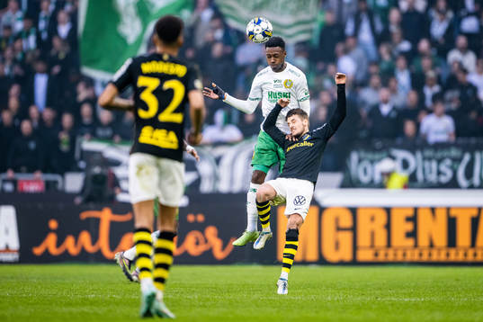 Hammarbys Shaquille Pinas och AIKs Vincent Thill