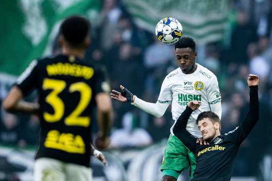 Hammarbys Shaquille Pinas och AIKs Vincent Thill