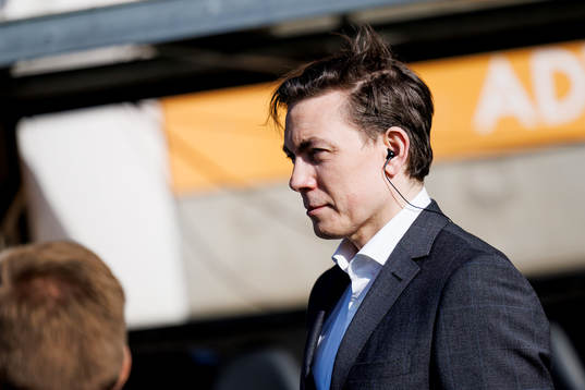 Niklas Jarelind kommentator på Discovery före
