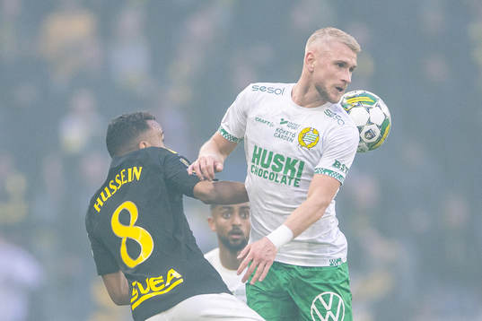 AIKs Bilal Hussein och Hammarbys Simon Strand