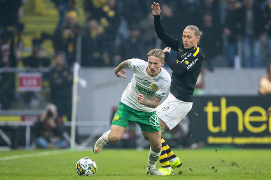 s Viktor Fischer