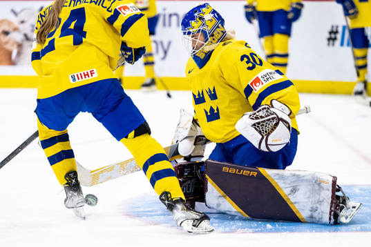 Goaltender Emma Söderberg of Sweden