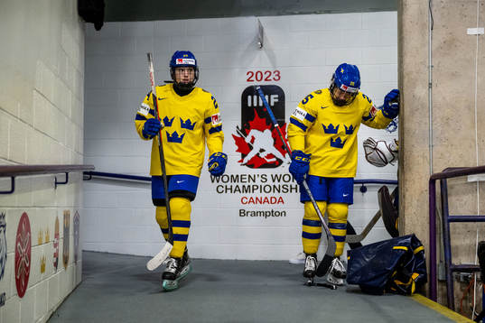Felizia Wikner-Zienkiewicz and Lina Ljungblom of Sweden