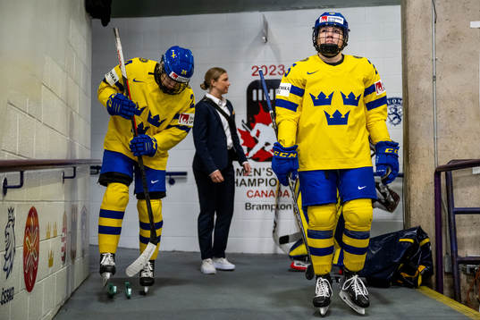 Felizia Wikner-Zienkiewicz and Lina Ljungblom of Sweden