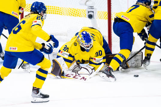 Goaltender Emma Söderberg of Sweden