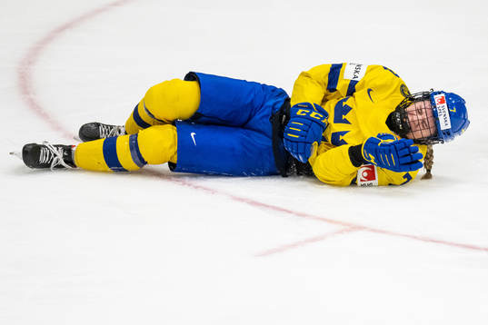Mira Jungåker of Sweden in pain