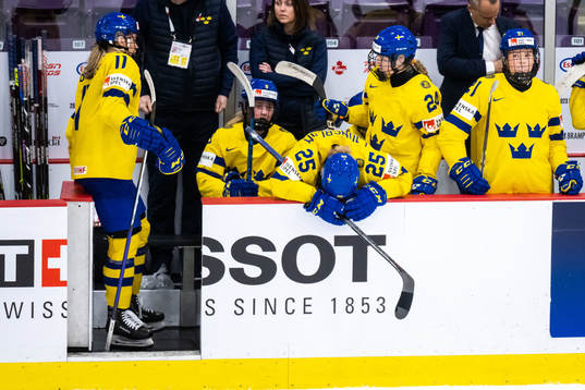 Lina Ljungblom and Lova Blom of Sweden looks dejected