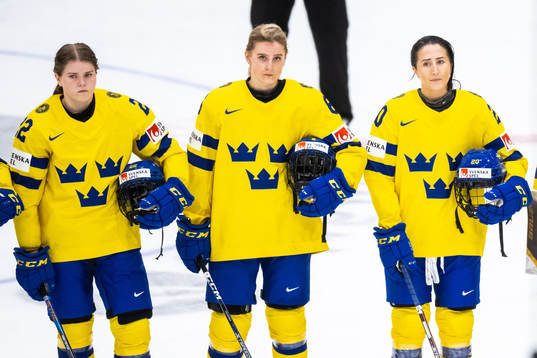 Hanna Thuvik, Josefine Holmgren and Fanny Rask of Sweden