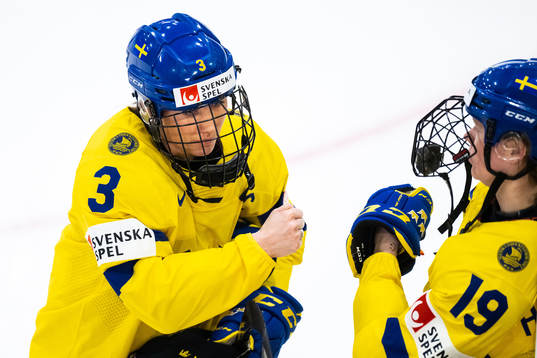 Anna Kjellbin of Sweden looks dejected