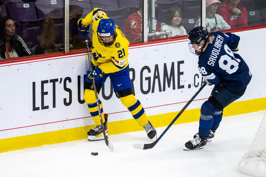 Lova Blom of Sweden and Ronja Savolainen of Finland