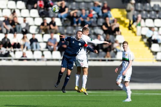 Utsiktens Erik Westermark och GAIS Joackim Åberg