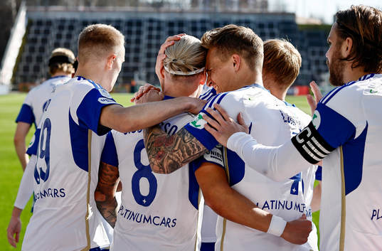 IFK Norrköpings spelare jublar