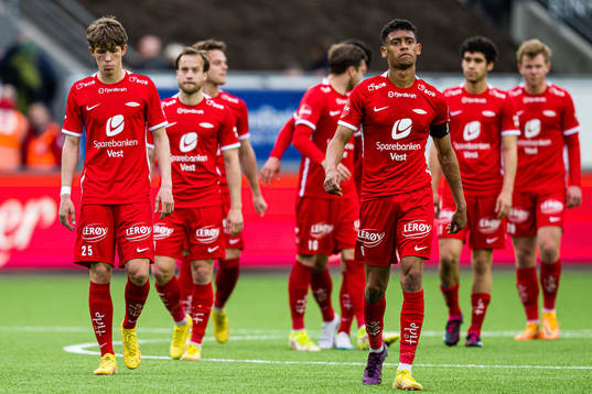 Niklas Jensen Wassberg and Japhet Sery Larsen of Brann
