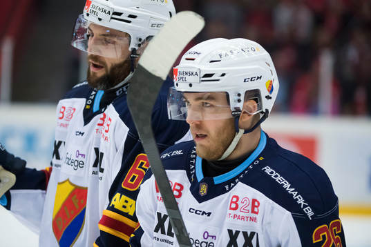 Djurgårdens Emil Berglund och Stefan Elliott deppar