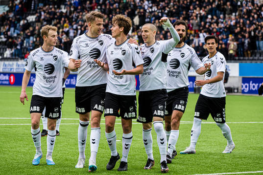 Filip Jørgensen of Odd celebrates