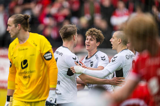 Filip Jørgensen of Odd celebrates